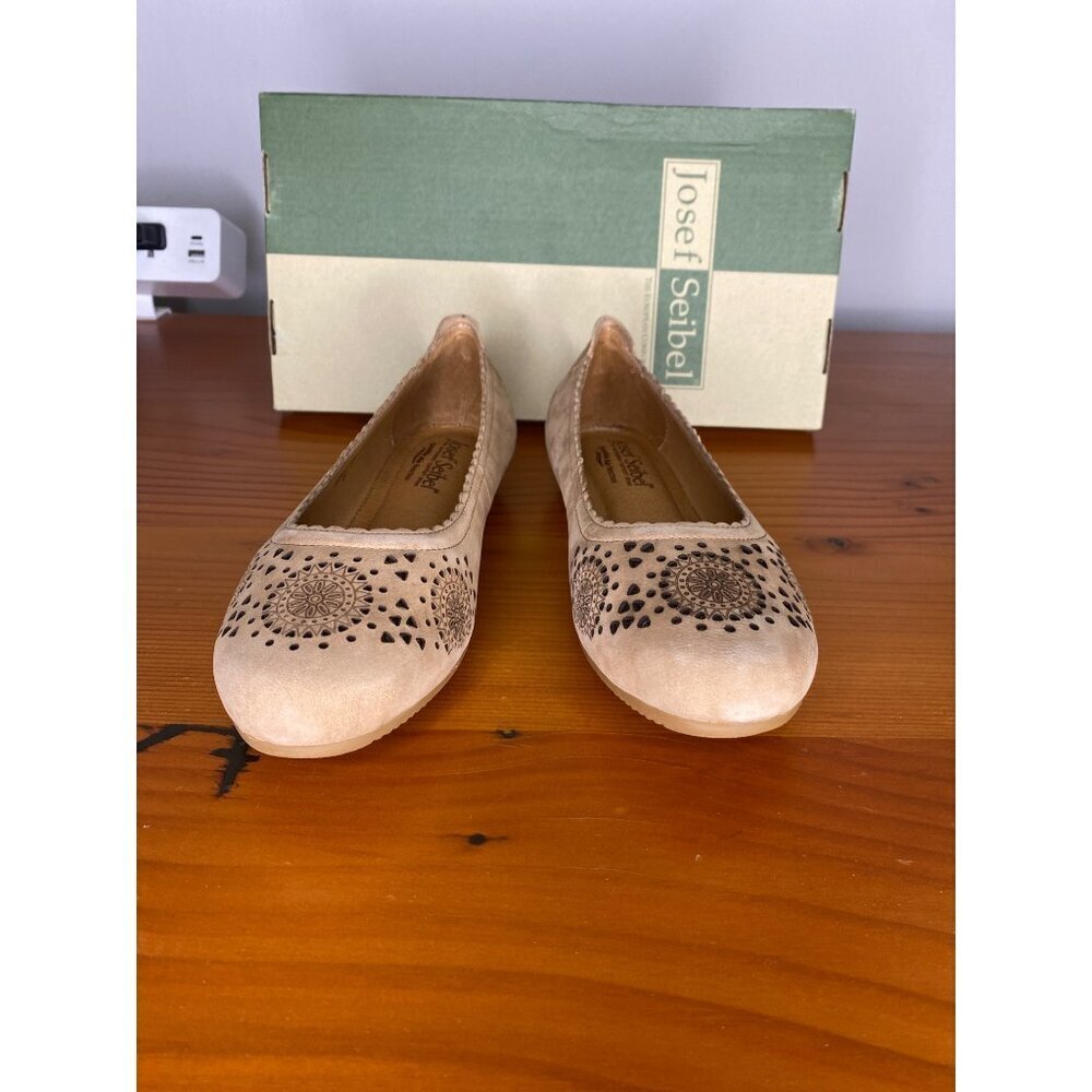 Josef Seibel Pippa 31 Cream (buff) Ballet Flats Size 6/37 W/ Air Padded Insole